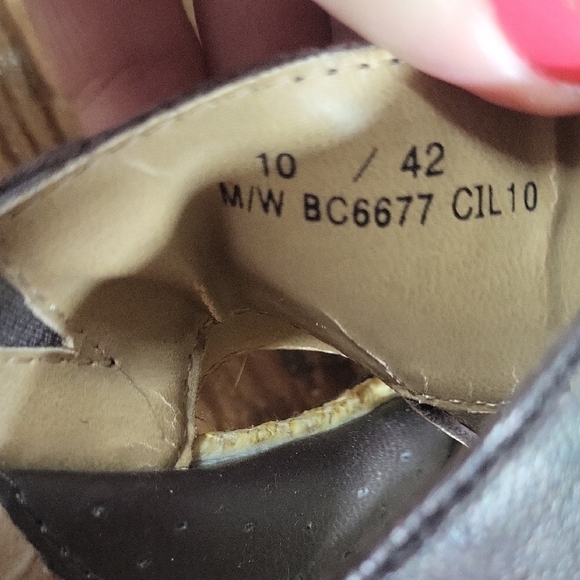 Women's Brown Sandals - Picture 2 of 5